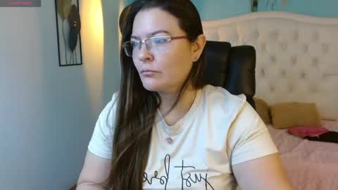 Jossie online show from May 22, 3:48 am