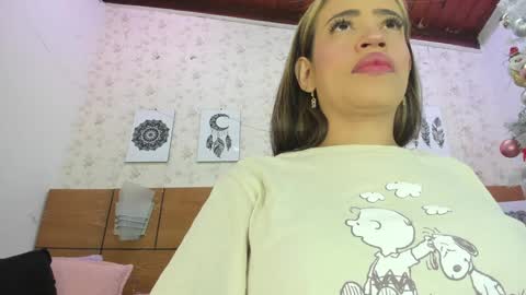 Manuela  online show from December 4, 3:04 am