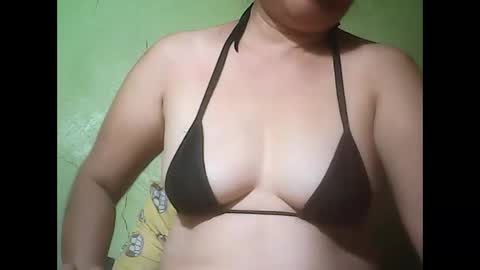 Snapshot of muffy_bunny chatting on September 12, 9:22 pm muffy_bunny online show from September 12, 9:22 pm