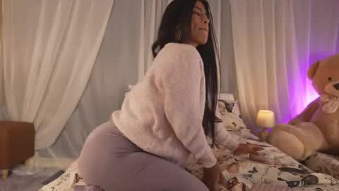 mulata online show from November 17, 11:22 am