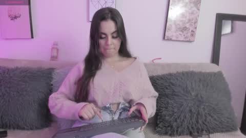 muriell_69 online show from November 27, 11:40 pm