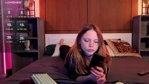 murrkitten online show from November 6, 8:09 am