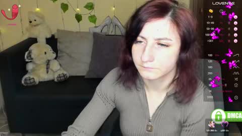 Snapshot of muse_kitty_jenia chatting on February 9, 6:26 pm Jenya online show from February 9, 6:26 pm