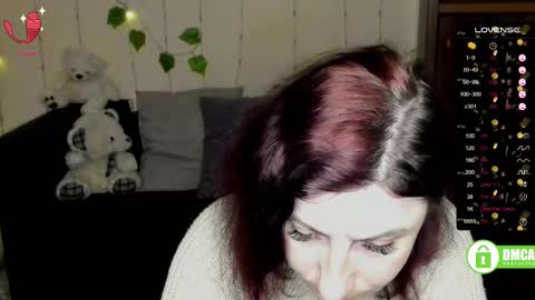 Snapshot of muse_kitty_jenia chatting on February 21, 6:37 pm Jenya online show from February 21, 6:37 pm