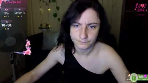 Snapshot of muse_kitty_jenia chatting on October 5, 5:23 am Jenya online show from October 5, 5:23 am