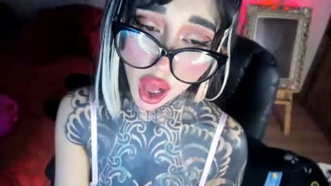 blackmuse online show from July 16, 1:32 am