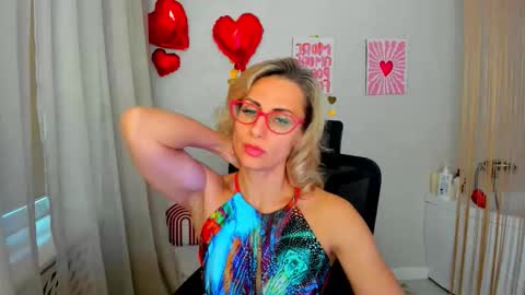 Diana online show from February 19, 11:43 am