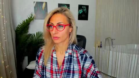 Diana online show from October 9, 11:58 am