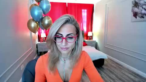 Diana online show from July 6, 3:03 pm