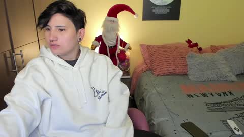 VALENTINA Luna  online show from December 23, 9:49 am