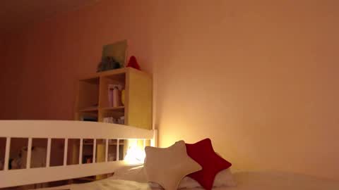 Hannah  welcome  online show from November 26, 1:56 pm