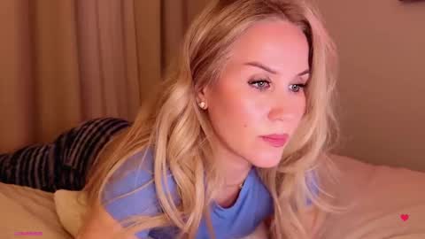 Mya-be Yours P online show from October 11, 8:22 pm