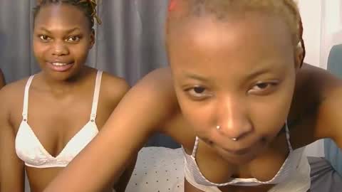 myline_ online show from May 23, 3:49 am