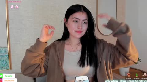 MARYLU  online show from December 6, 8:06 pm