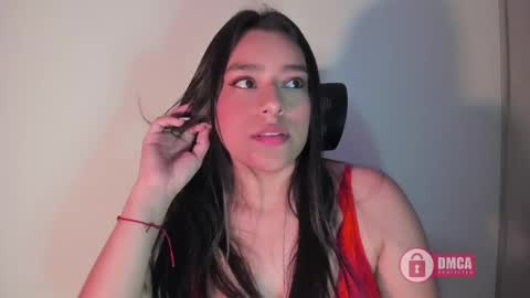 Snapshot of mypretty_isabella chatting on February 27, 5:45 am Bella online show from February 27, 5:45 am