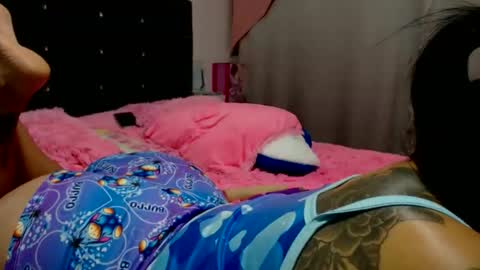 myranda  online show from October 28, 1:11 am