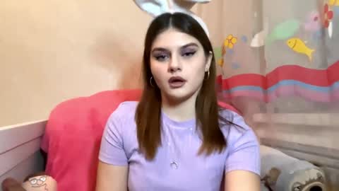 Cindy online show from April 4, 4:39 pm