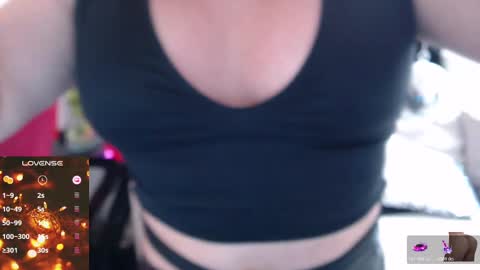 Snapshot of myrnasexxx chatting on February 18, 6:39 pm Myrna Sessions online show from February 18, 6:39 pm
