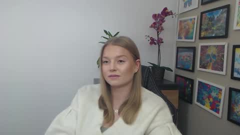 Erica online show from February 26, 1:21 pm