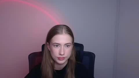 Emelie online show from September 12, 5:19 am