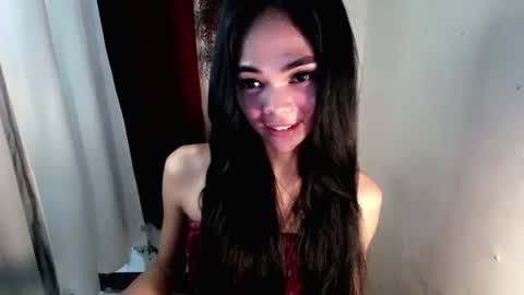 Snapshot of mysticofcum22 chatting on October 19, 6:48 am Krestine Mae online show from October 19, 6:48 am