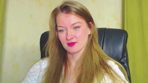 mysticvenus_ online show from December 18, 4:45 pm