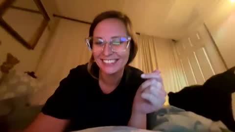 n00biez online show from June 2, 1:06 am