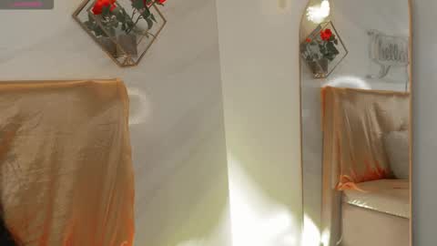 naamah_b online show from December 15, 2:11 pm