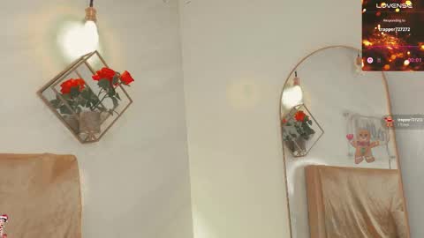 naamah_b online show from December 17, 2:32 pm