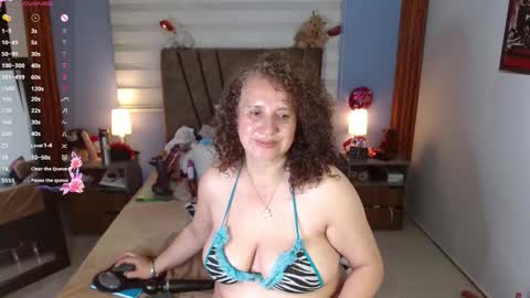 nadia_84 online show from February 9, 7:16 pm