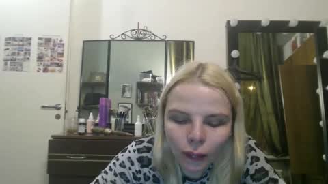 nadyagt online show from March 25, 7:28 pm