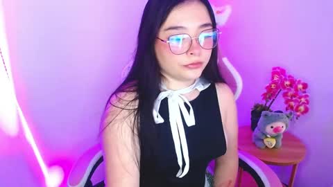  Nahia  online show from May 22, 4:05 pm