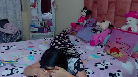 nahia cute     only   online show from September 22, 8:29 pm