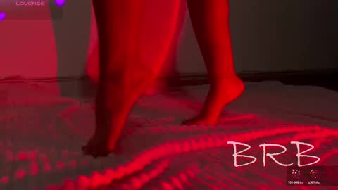 NAHIARA EVANS online show from October 25, 1:46 am