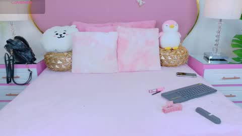 NahiaraReina  online show from October 21, 1:04 pm