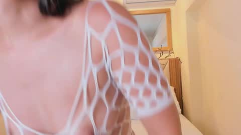 Nahimi online show from March 10, 7:40 pm