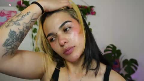 Naho  Sigueme en mis Redes Sociales Follow me on my social networks online show from May 4, 1:20 am