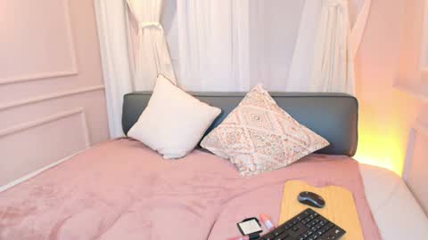 Nahomi online show from October 14, 7:49 pm