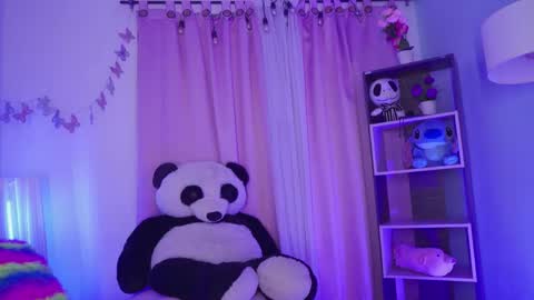 nahomy 2308 online show from May 7, 11:36 am