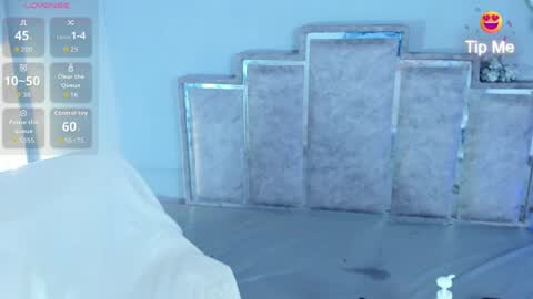 nahomycarterr online show from May 26, 11:53 am