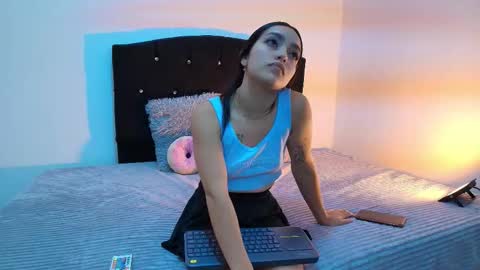 Naia online show from January 13, 11:25 am