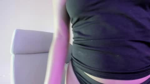 nami_white online show from September 12, 3:08 pm