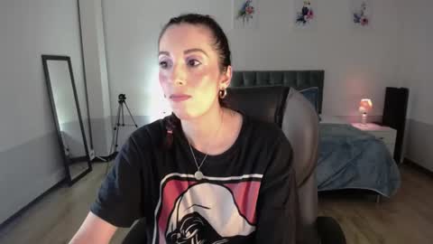 nami online show from March 9, 2:18 am