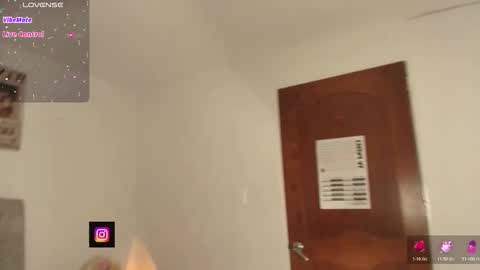 NamiThompson online show from March 21, 3:44 am