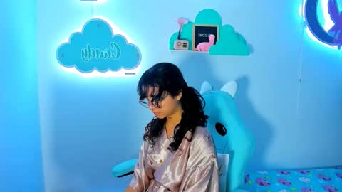 nanami_owo online show from September 15, 7:49 am