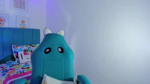 nanami_owo online show from September 24, 2:21 am