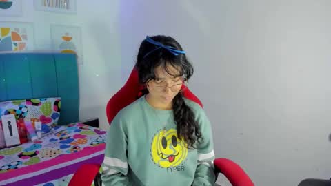 nanami_owo online show from September 18, 2:21 am