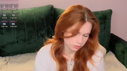 Snapshot of nanami_v02 chatting on September 28, 5:07 pm Merlizz Julia Emma online show from September 28, 5:07 pm