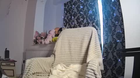 Nancy online show from November 20, 6:36 am