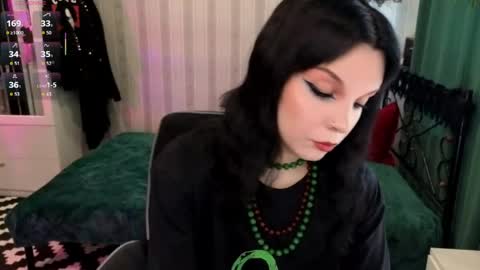 Nancy online show from May 17, 6:12 am